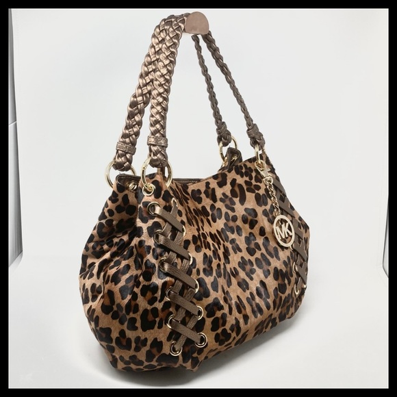 🔥 Michael Kors Rare Calf Hair Leopard Double-Leather Strap Hobo — Luxe & Mint! - Picture 3 of 13